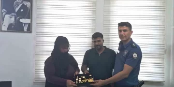 Muş Bulanık'ta Dürüstlük Örneği: Bulduğu Altınları Sahibine Teslim Etti! Muş Bulanık’ta Dürüstlük Örneği: Bulduğu Altınları Sahibine Teslim Etti!