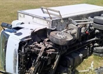 Muş Varto'da korkunç kaza: 2 ölü, 1 yaralı Muş Varto’da korkunç kaza: 2 ölü, 1 yaralı