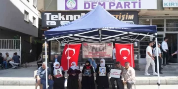 Muşlu Ailelerin Evlat Nöbeti Kararlılıkla Sürüyor!