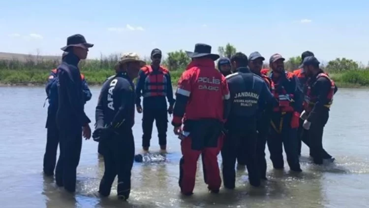 Muş'ta, Kocasu Çayı'na Düşen Çocuğun Cansız Bedeni Bulundu! musta kocasu cayina dusen cocugun cansiz bedeni bulundu habermeydan