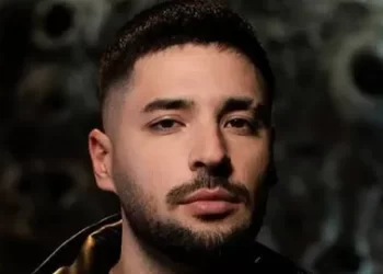 Sahnede gözaltına alınan rapçi Uzay tutuklandı