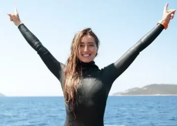 Şahika Ercümen'den, Kaş'ta Şampiyonluk Dalışı! Şahika Ercümen’den, Kaş’ta Şampiyonluk Dalışı!