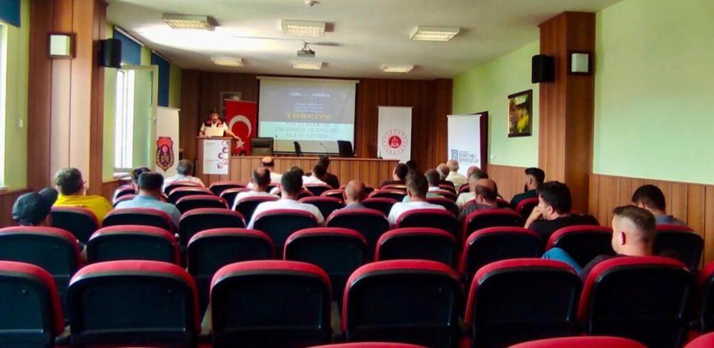 Sinop Boyabat'ta, 'Sağlıklı Aile İçi İletişim' Eğitimi Düzenlendi! sinop boyabatta saglikli aile ici iletisim egitimi duzenlendi habermeydan e1784636946247