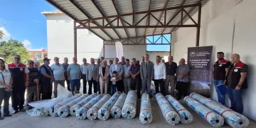 Sinop'ta, 83 Çiftçiye %50 Hibeli 37 Bin 500 Metrekare Sera Örtüsü! Sinop’ta, 83 Çiftçiye %50 Hibeli 37 Bin 500 Metrekare Sera Örtüsü!