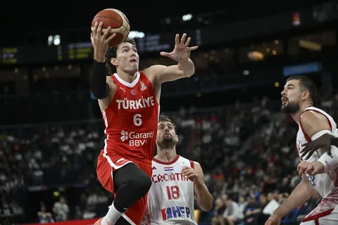 12 dev adam hirvatistana son topta kaybetti habermeydan