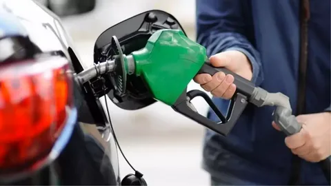 Akaryakıtta Fiyatlar Yenilendi: Motorin 80 Liraya Dayandı, Benzin 72 Lirayı Aştı Akaryakit habermeydan