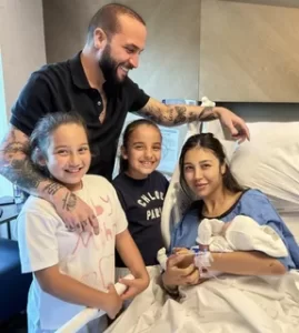 Berkay ve Özlem Ada Şahin'in üçüncü bebeği dünyaya geldi! İşte anlamıyla dikkat çeken o isim Berkay ozlem Ada sahin 3 bebegi dunyaya geldi1 habermeydan