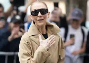 Celine Dion’dan duygusal dönüş! İki yıl sonra halkın karşısında Celine Dion’dan duygusal dönüş! İki yıl sonra halkın karşısında