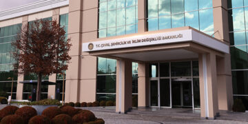 Yeşilköy’de Deniz Kirliliği İçin İSKİ’ye 1 Milyon 678 Bin TL Ceza