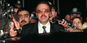 Arif Ahmet Denizolgun kimdir? Hayatı ve ölüm nedeni ne? Arif Ahmet Denizolgun kimdir? Hayatı ve ölüm nedeni ne?