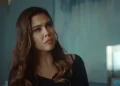 Dilara Aksüyek'ten yürekleri ağza getiren deniz atlayışı Dilara Aksüyek’ten yürekleri ağza getiren deniz atlayışı