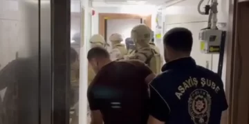 Dört Kurşunlama Olayının Perde Arkası Ortaya Çıktı: 8 Şüpheli Gözaltında Dört Kurşunlama Olayının Perde Arkası Ortaya Çıktı: 8 Şüpheli Gözaltında