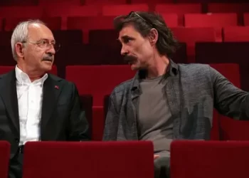 Erdal Beşikçioğlu’ndan dikkat çeken açıklama: siyasete girdiğime pişmanım Erdal Beşikçioğlu’ndan dikkat çeken açıklama: siyasete girdiğime pişmanım