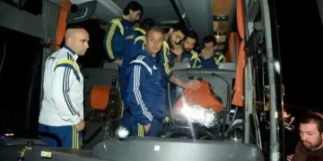 Fenerbahçe otobüsü saldırısında 11 yıl sonra yeni gelişme: 5 şüpheli gözaltında Fenerbahçe otobüsü saldırısında 11 yıl sonra yeni gelişme: 5 şüpheli gözaltında
