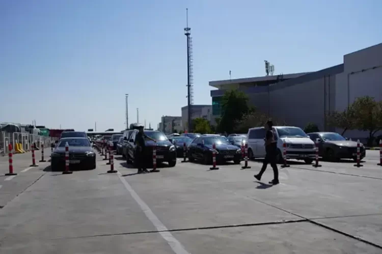 Gurbetçilerin Avrupa mesaisi başladı: Sınır kapılarında dönüş yoğunluğu Gurbetciler habermeydan