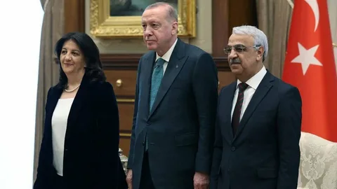 Erdoğan, DEM Parti İmralı heyetiyle Beştepe’de görüşecek Imrali heyeti habermeydan