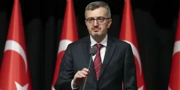 Burhanettin Duran’dan İsrail’e Gazze Tepkisi: “Barış Çabaları Bilinçli Şekilde Sabote Ediliyor”