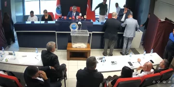 Menderes Belediye Başkan Vekili Seçimi Yargıya Taşınıyor: CHP’den İptal Başvurusu