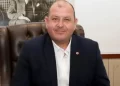 Menderes Belediye Başkanı İlkay Çiçek CHP'den istifa etti: İhraç sürecinin ardından dikkat çeken karar Menderes Belediye Başkanı İlkay Çiçek CHP’den istifa etti: İhraç sürecinin ardından dikkat çeken karar