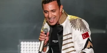 Mustafa Sandal’dan Ronaldo iddiası Mustafa Sandal’dan Ronaldo iddiası