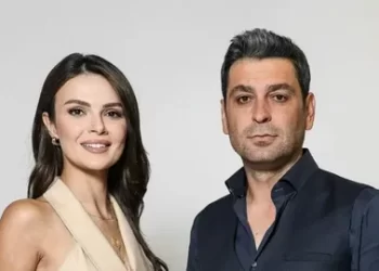 Uzak Şehir'e yeni oyuncu: Alya'nın ilk aşkı Enver geliyor! Uzak Şehir’e yeni oyuncu: Alya’nın ilk aşkı Enver geliyor!