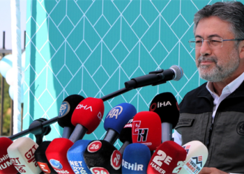 Bakan Yumaklı Son Durumu Açıkladı: 3 Günde 218 Yangına Müdahale Edildi, 213'ü Kontrol Altında Bakan Yumaklı Son Durumu Açıkladı: 3 Günde 218 Yangına Müdahale Edildi, 213’ü Kontrol Altında