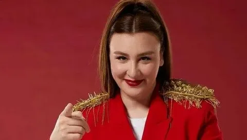 Yasemin Sakallıoğlu tam 12 kilo verdi! Zayıflama sırrını anlattı Yasemin Sakallioglu tam 12 kilo verdi habermeydan