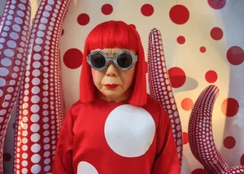 “Puantiyeler Kraliçesi” Yayoi Kusama hayatını kaybetti