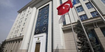 AK Parti kuruluşunun 25’inci yılını kutluyor AK Parti kuruluşunun 25’inci yılını kutluyor