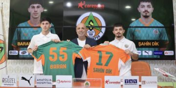 Alanyaspor, 2 genç futbolcuyu açıkladı!