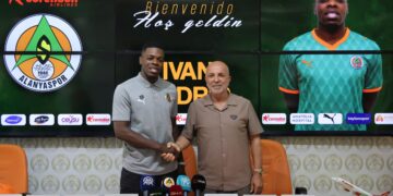 Alanyaspor, Ivan Cedric'i açıkladı! Alanyaspor, Ivan Cedric’i açıkladı!