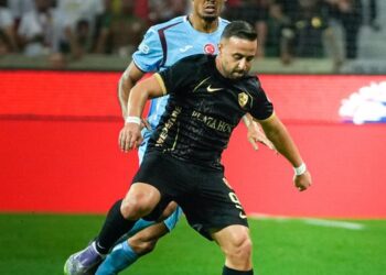 Amedspor, Trabzonspor’u geriden gelerek yendi!