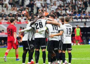 Beşiktaş, Çorum FK'yı 6 golle geçti! Beşiktaş, Çorum FK’yı 6 golle geçti!