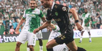 Bursaspor, Iğdır FK'yı tek golle devirdi! Bursaspor, Iğdır FK’yı tek golle devirdi!