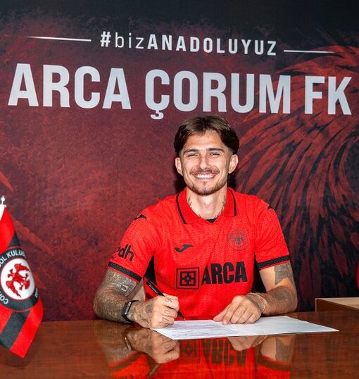 Çorum FK, Berat Ayberk Özdemir'i kadrosuna kattı. corumfk berat ayberk ozdemiri kadrosuna katti habermeydan e1786300864342