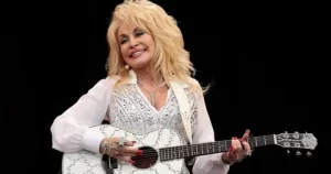Country müziğin efsanesi Dolly Parton 80 yaşında hayatını kaybetti dolly parton hayatini kaybetti1 habermeydan