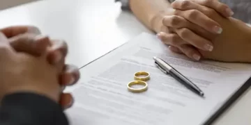 AYM’den evlilik sonrası kadınların nüfus kaydına ilişkin önemli karar AYM’den evlilik sonrası kadınların nüfus kaydına ilişkin önemli karar