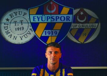 Eyüpspor, İtalyan Simone Giordano'yu kadrıosuna kattı! Eyüpspor, İtalyan Simone Giordano’yu kadrıosuna kattı!