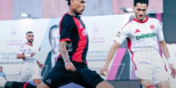 Fatih Karagümrük 2-1 Ümraniyespor Fatih Karagümrük 2-1 Ümraniyespor