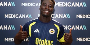 Fenerbahçe, Kojo Peprah Oppong'u açıkladı! Fenerbahçe, Kojo Peprah Oppong’u açıkladı!