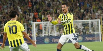 Fenerbahçe, Sturm Graz’ı 2 golle geçti!