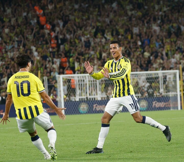 Fenerbahçe, Sturm Graz'ı 2 golle geçti! fenerbahce sturm grazi 2 golle gecti habermeydan e1785961134155