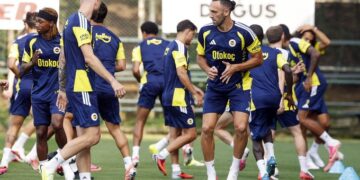 Fenerbahçe’de Sturm Graz Maçı Mesaisi Sürüyor: Hedef Tur!