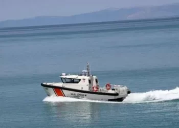 İzmir ve Muğla’da göçmen kaçakçılığı operasyonu: 9 organizatör ve 132 düzensiz göçmen yakalandı İzmir ve Muğla’da göçmen kaçakçılığı operasyonu: 9 organizatör ve 132 düzensiz göçmen yakalandı