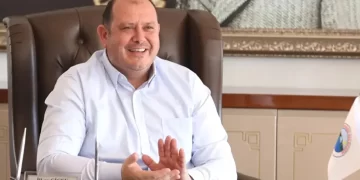 CHP’li Menderes Belediye Başkanı İlkay Çiçek disipline sevk edildi