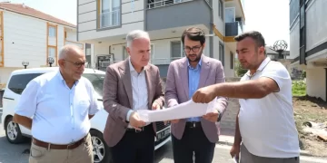 İnegöl Belediyesi'nden Yeni Mahalle'ye 64 araçlık otopark İnegöl Belediyesi’nden Yeni Mahalle’ye 64 araçlık otopark