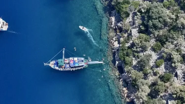 Mavi Vatan'da kritik karar: 3 bölgede ilan edildi Mavi Vatan'da kritik karar...