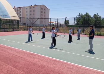 Muş'ta, Yaz Spor Okullarına Tenis Damgası! Muş’ta, Yaz Spor Okullarına Tenis Damgası!