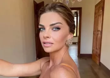 Pelin Karahan'ın tatil keyfi sürüyor Pelin Karahan’ın tatil keyfi sürüyor