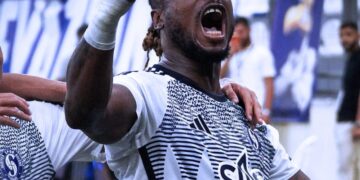 Sarıyer, Muğlaspor'u 2 golle geçti! Sarıyer, Muğlaspor’u 2 golle geçti!